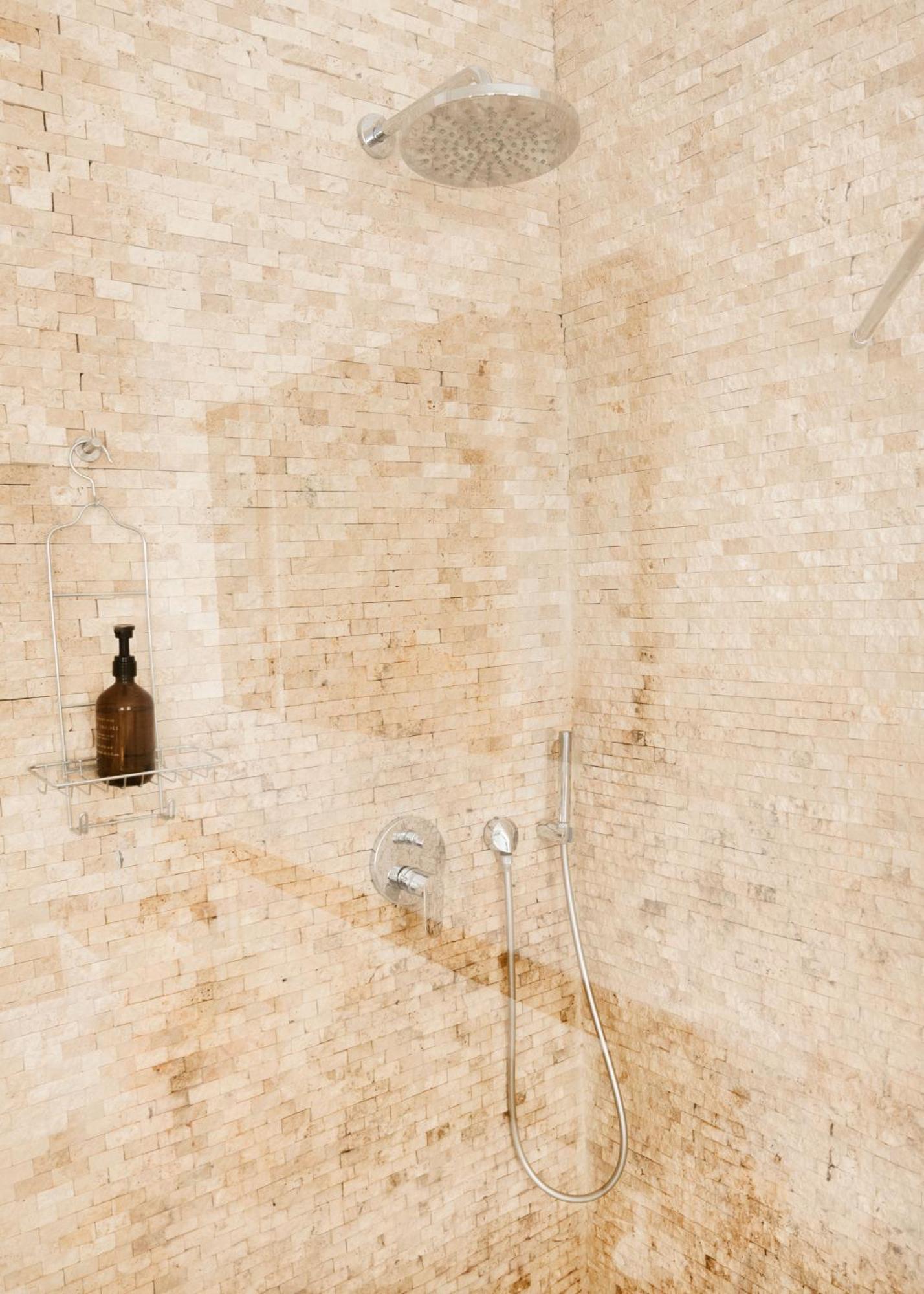 Wellness Retreat With Sauna & Jacuzzi - 1 Min To Opera Budapest Kültér fotó