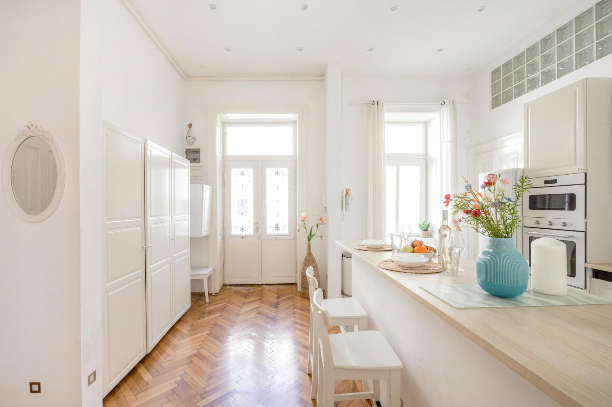 Wellness Retreat With Sauna & Jacuzzi - 1 Min To Opera Budapest Kültér fotó