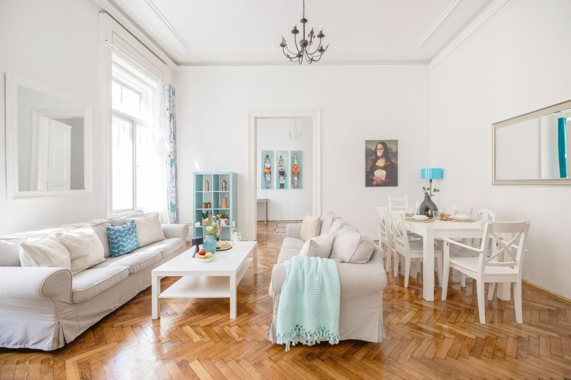 Wellness Retreat With Sauna & Jacuzzi - 1 Min To Opera Budapest Kültér fotó
